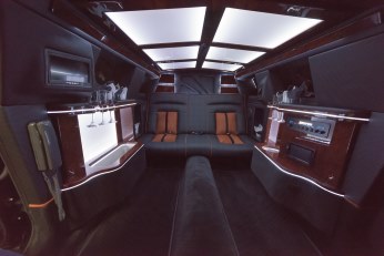 Chrysler 300 Executive Limousine at Your Chauffeur Limousine